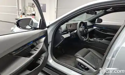 BMW 5-Series 2025 2.0 Автомат в Москве № 620555, миниатюра 10