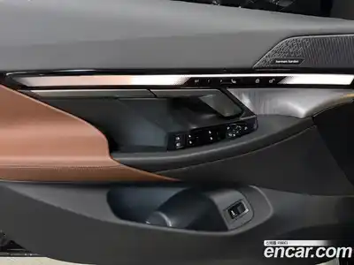 BMW 5-Series 2025 2.0 Автомат в Москве № 620560, миниатюра 12