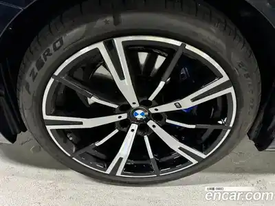 BMW 5-Series 2025 2.0 Автомат в Москве № 620560, миниатюра 6