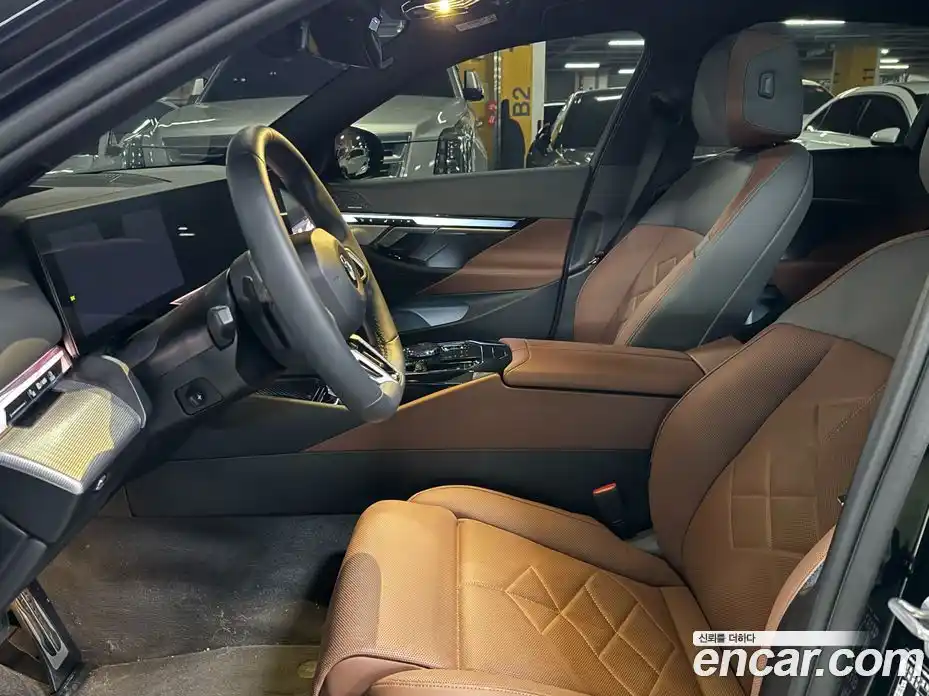 BMW 5-Series 2025 2.0 Автомат в Москве № 620560, фото 10