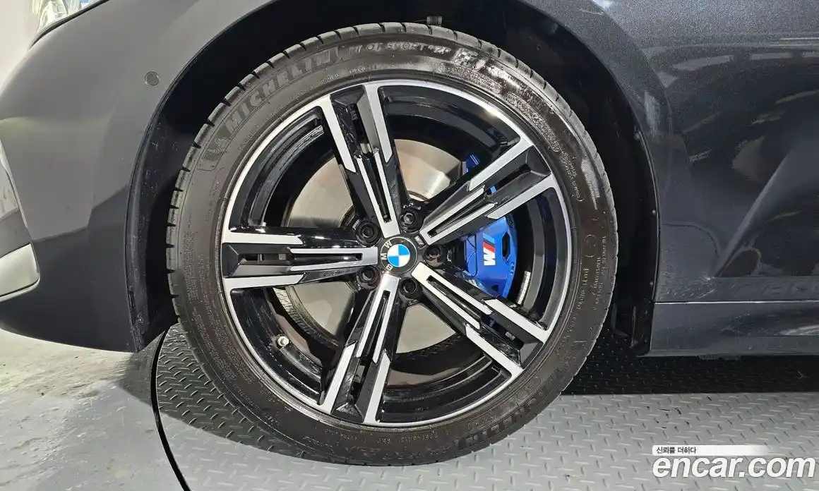 BMW 3-Series 2025 2.0 Автомат в Москве № 620620, фото 5