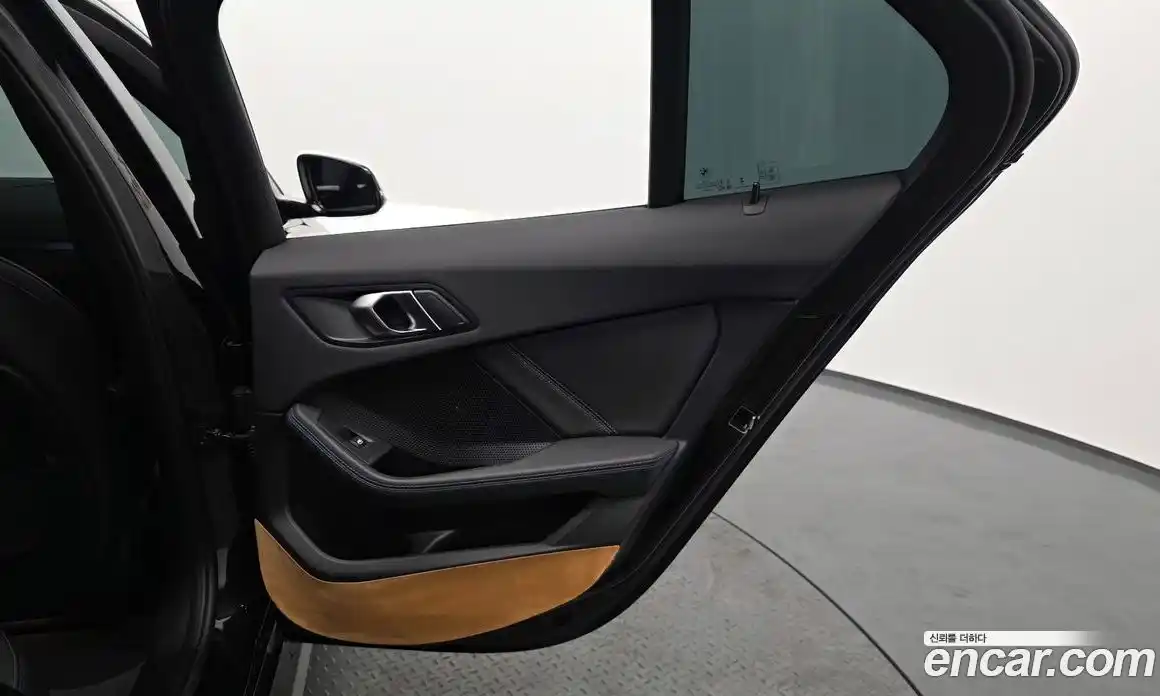 BMW 1-Series 2024 2.0 Автомат в Москве № 620793, фото 15