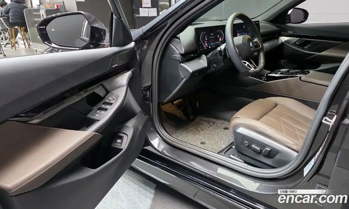 BMW 5-Series 2024 2.0 Автомат в Москве № 620821, фото 11