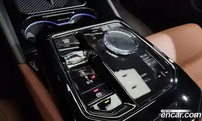 BMW 5-Series 2024 2.0 Автомат в Москве № 620984, миниатюра 8