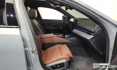 BMW 5-Series 2024 2.0 Автомат в Москве № 620984, миниатюра 10