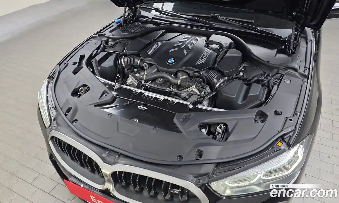 BMW 8-Series 2024 4.4 Автомат в Москве № 621098, фото 6
