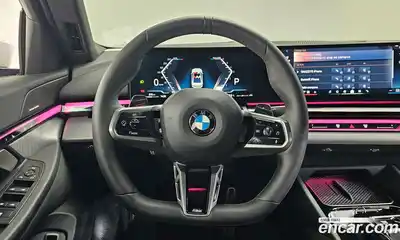 BMW 5-Series 2025 2.0 Автомат в Москве № 621399, миниатюра 12