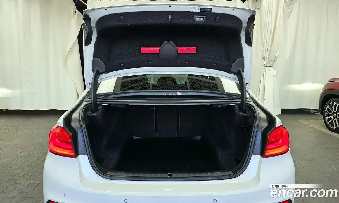 BMW 5-Series 2018 2.0 Автомат в Москве № 622299, фото 20