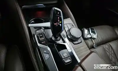 BMW 5-Series 2018 2.0 Автомат в Москве № 622299, миниатюра 9