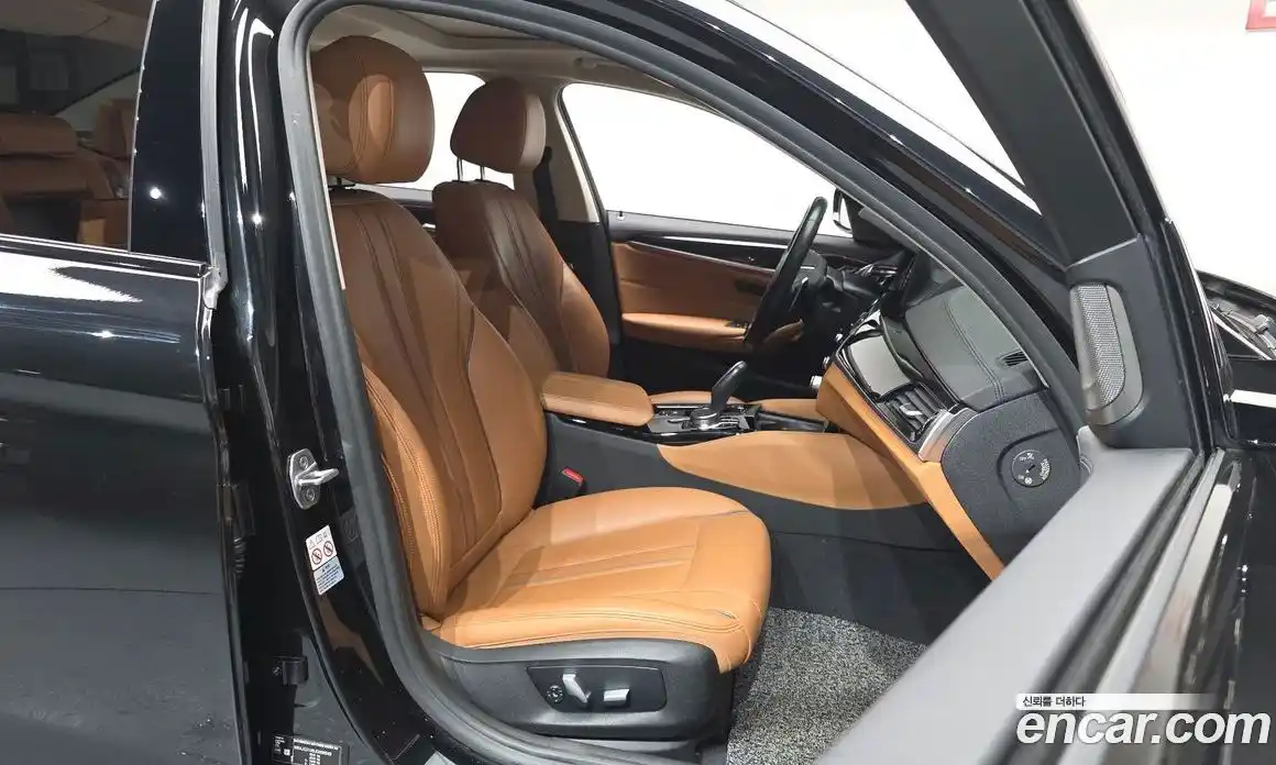 BMW 5-Series 2018 2.0 Автомат в Москве № 622386, фото 9