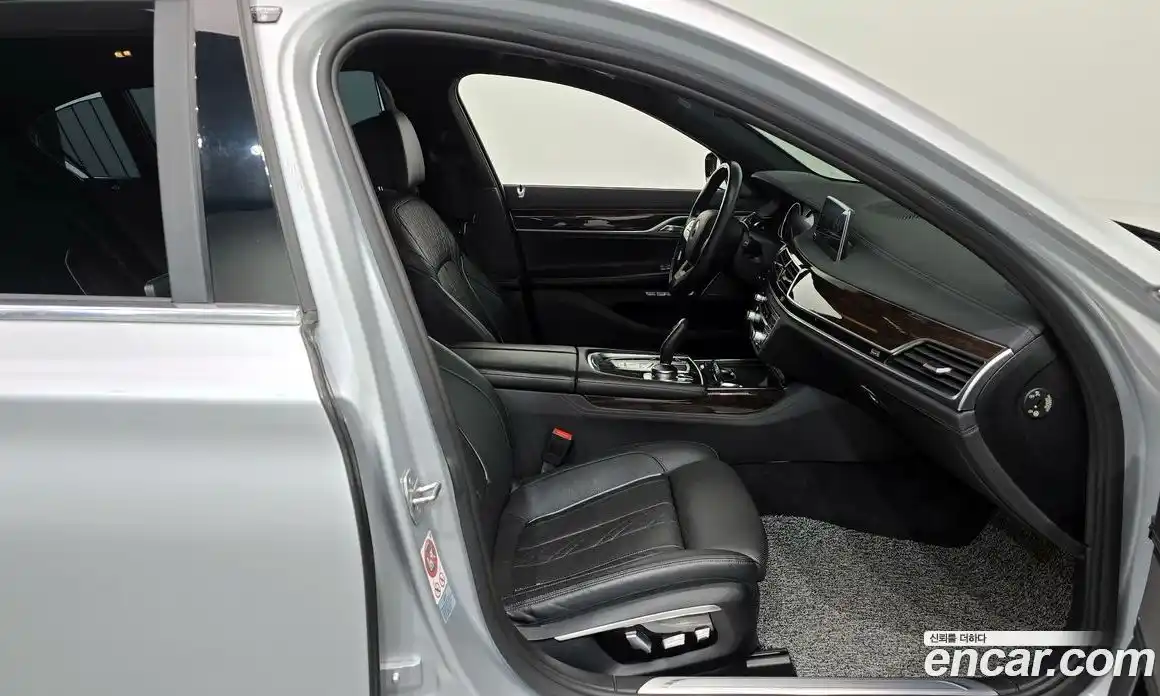 BMW 7-Series 2016 3.0 Автомат в Москве № 622420, фото 11