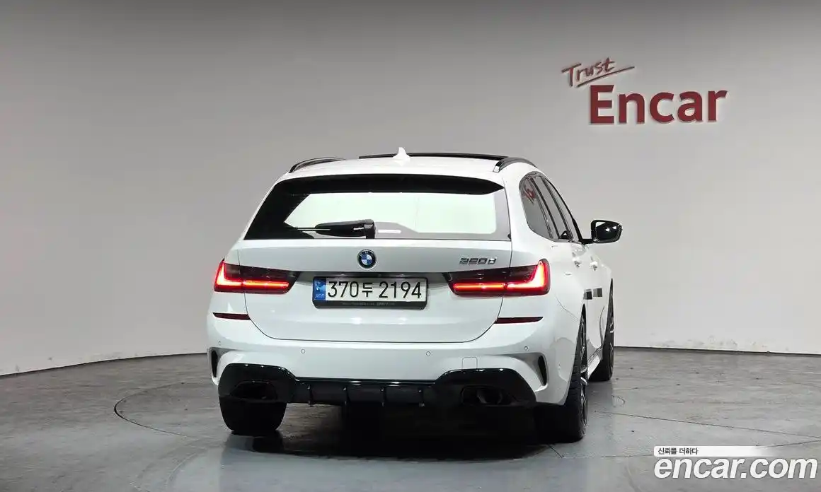 BMW 3-Series 2021 2.0 Автомат в Москве № 622473, фото 3