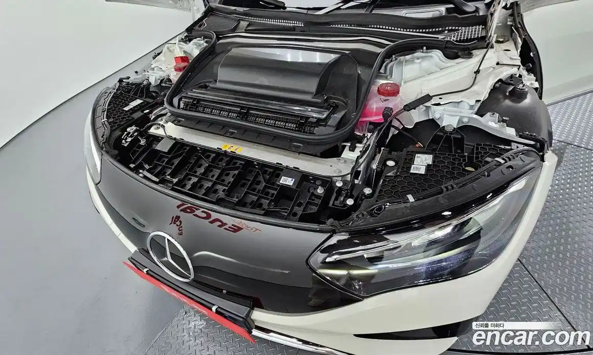 Mercedes-Benz EQE 2023 0.3 Автомат в Москве № 622842, фото 6