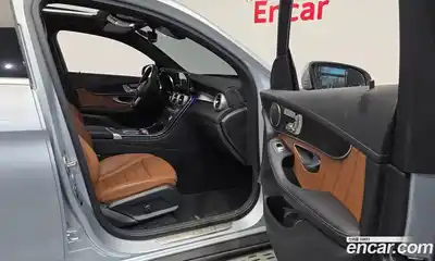 Mercedes-Benz GLC-Class 2023 2.0 Автомат в Москве № 623187, миниатюра 11