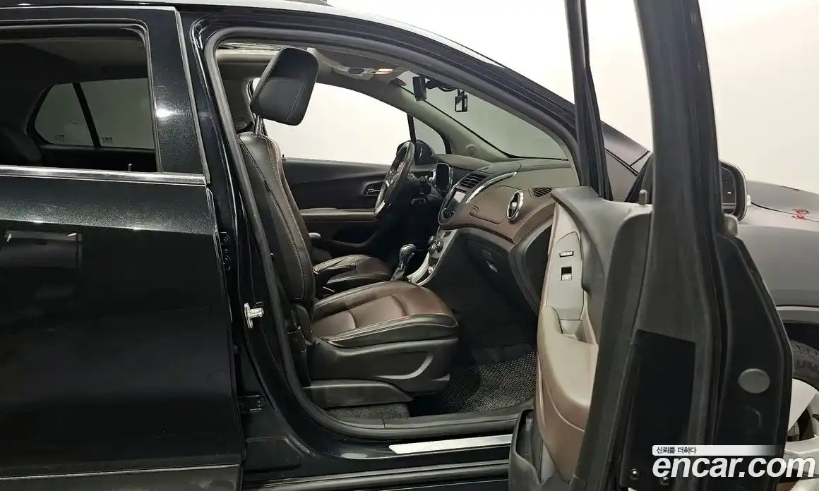 Chevrolet Trax 2013 1.4 Автомат в Москве № 62336, фото 11