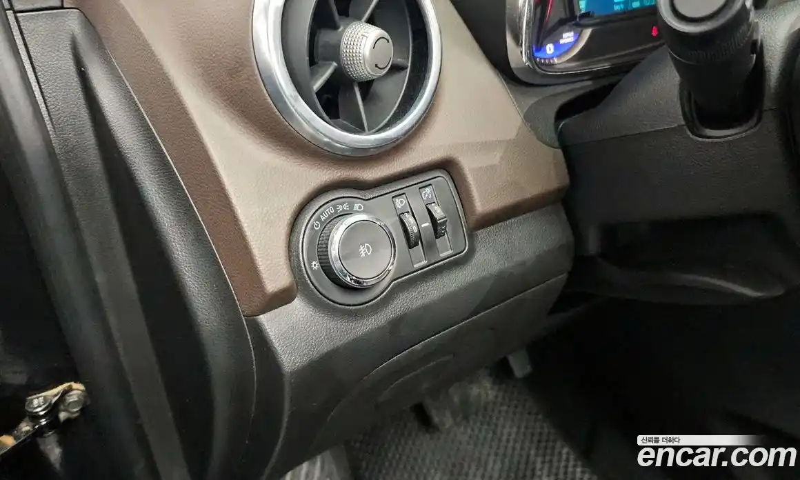 Chevrolet Trax 2013 1.4 Автомат в Москве № 62336, фото 18