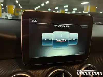 Mercedes-Benz A-Class 2018 1.6 Автомат в Москве № 623373, миниатюра 12