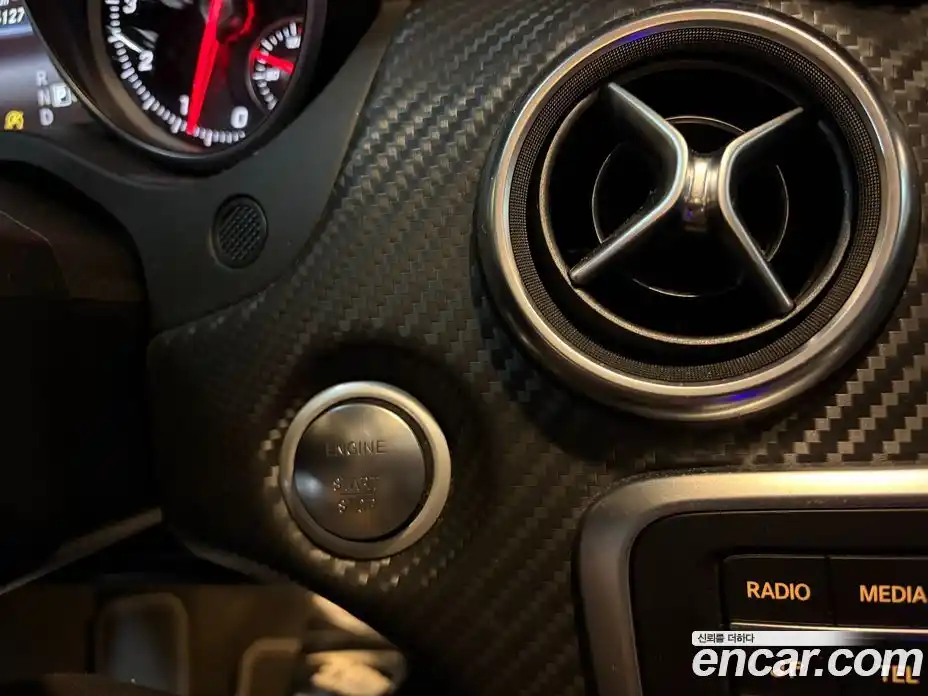 Mercedes-Benz A-Class 2018 1.6 Автомат в Москве № 623373, фото 17