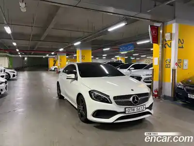 Mercedes-Benz A-Class 2018 1.6 Автомат в Москве № 623373, миниатюра 2
