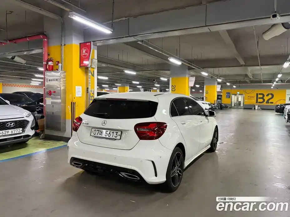 Mercedes-Benz A-Class 2018 1.6 Автомат в Москве № 623373, фото 3