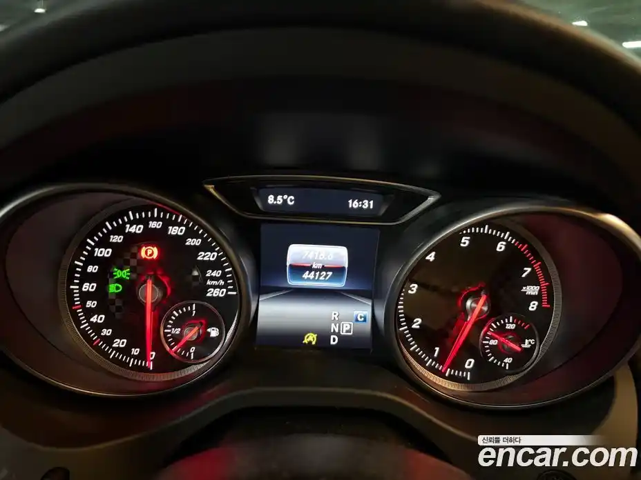 Mercedes-Benz A-Class 2018 1.6 Автомат в Москве № 623373, фото 8