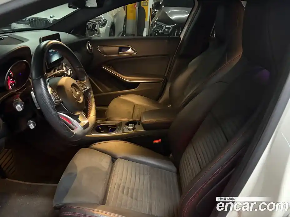 Mercedes-Benz A-Class 2018 1.6 Автомат в Москве № 623373, фото 10