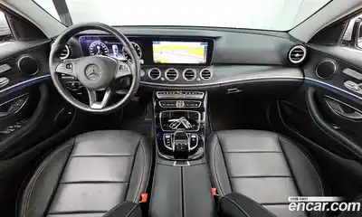 Mercedes-Benz E-Class 2017 2.0 Автомат в Москве № 623631, миниатюра 7