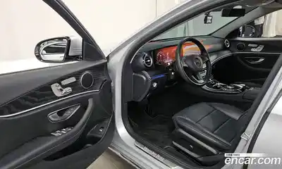 Mercedes-Benz E-Class 2017 2.0 Автомат в Москве № 623631, миниатюра 10