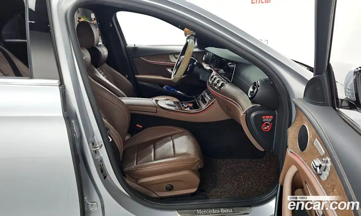 Mercedes-Benz E-Class 2021 2.0 Автомат в Москве № 623717, фото 11