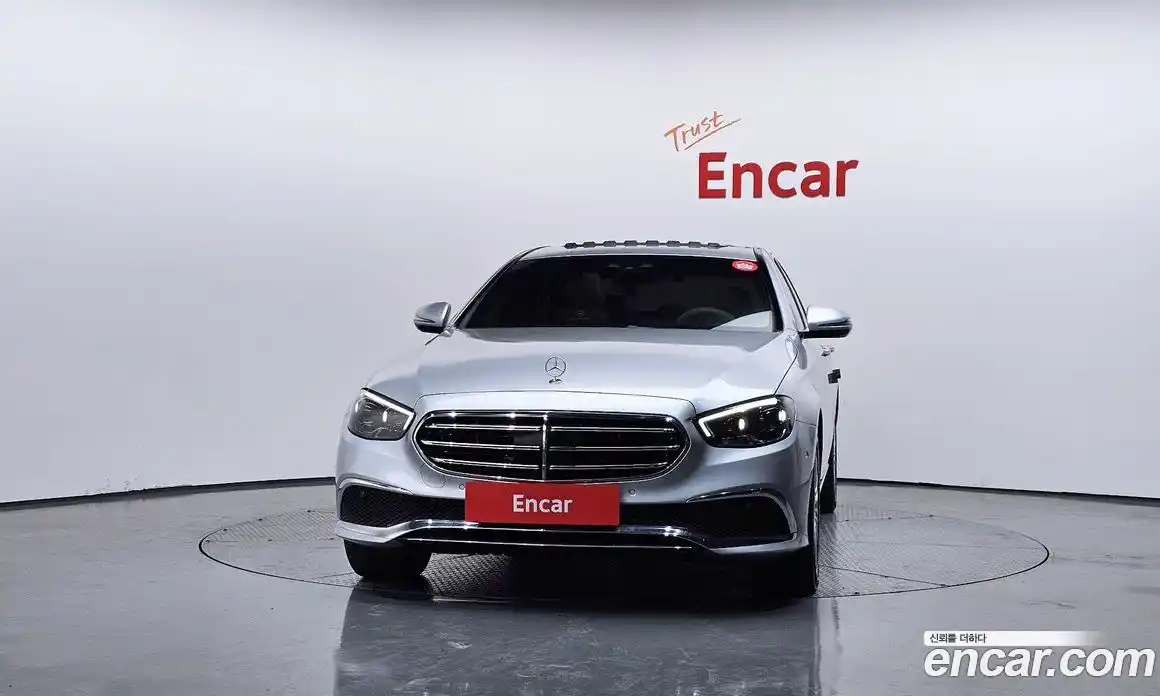 Mercedes-Benz E-Class 2021 2.0 Автомат в Москве № 623717, фото 3