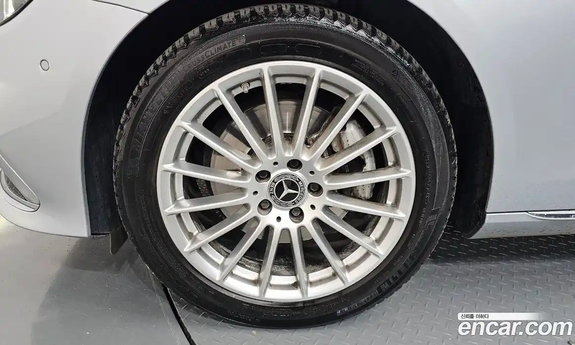 Mercedes-Benz E-Class 2021 2.0 Автомат в Москве № 623717, фото 5