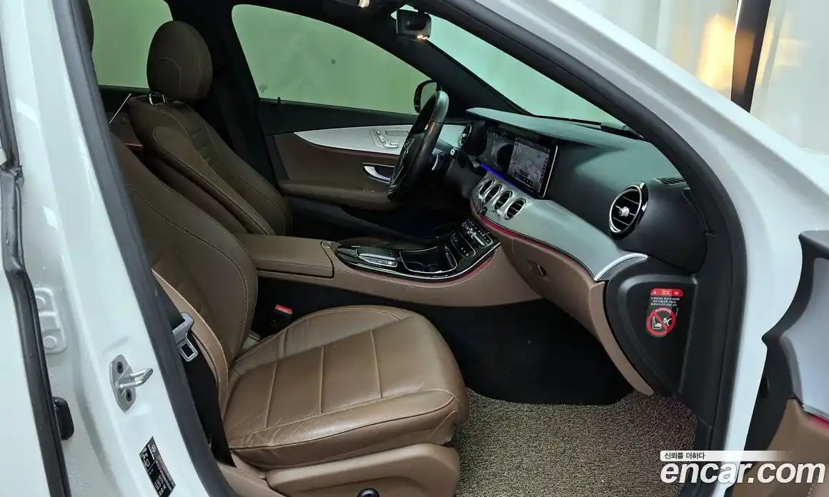 Mercedes-Benz E-Class 2021 2.0 Автомат в Москве № 623833, фото 11