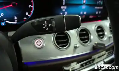 Mercedes-Benz E-Class 2021 2.0 Автомат в Москве № 623833, миниатюра 9