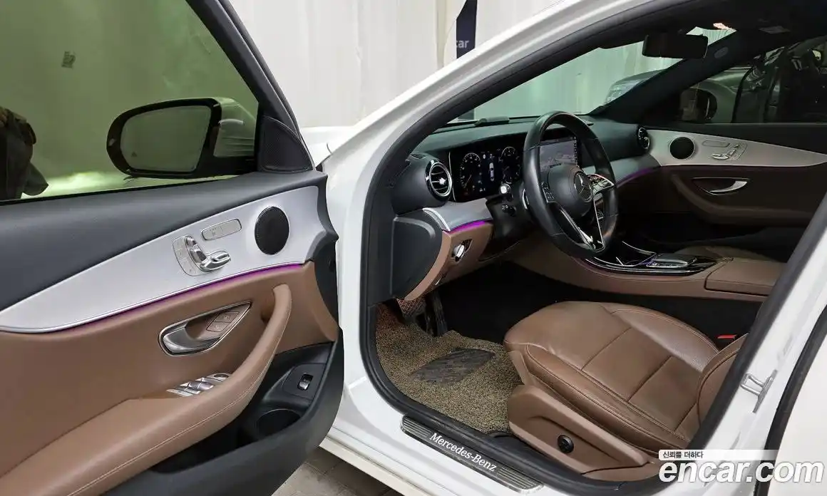 Mercedes-Benz E-Class 2021 2.0 Автомат в Москве № 623833, фото 10