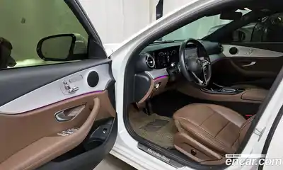 Mercedes-Benz E-Class 2021 2.0 Автомат в Москве № 623833, миниатюра 10