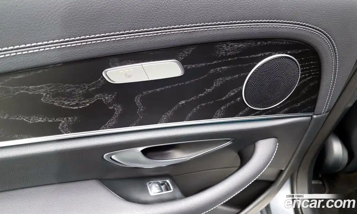 Mercedes-Benz E-Class 2023 2.0 Автомат в Москве № 623906, фото 19