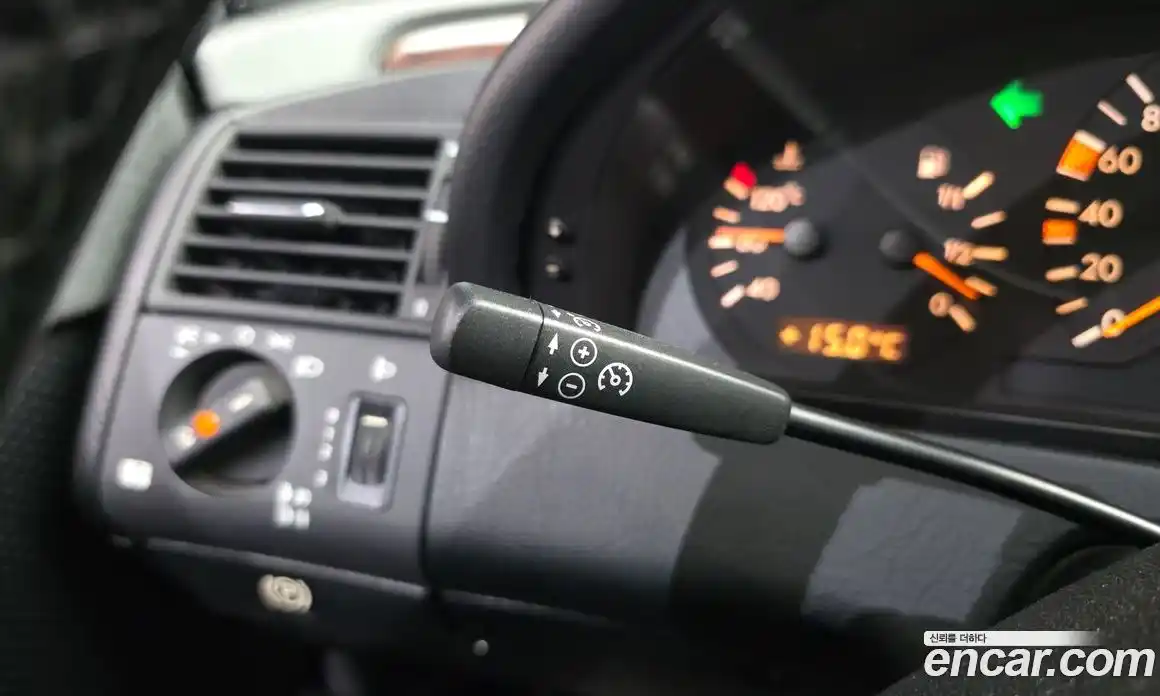 Mercedes-Benz C-Class 1997 2.0 Автомат в Москве № 623940, фото 15