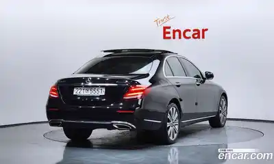 Mercedes-Benz E-Class 2020 3.0 Автомат в Москве № 624000, миниатюра 2
