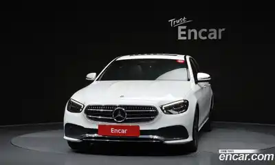 Mercedes-Benz E-Class 2021 2.0 Автомат в Москве № 624130, миниатюра 3