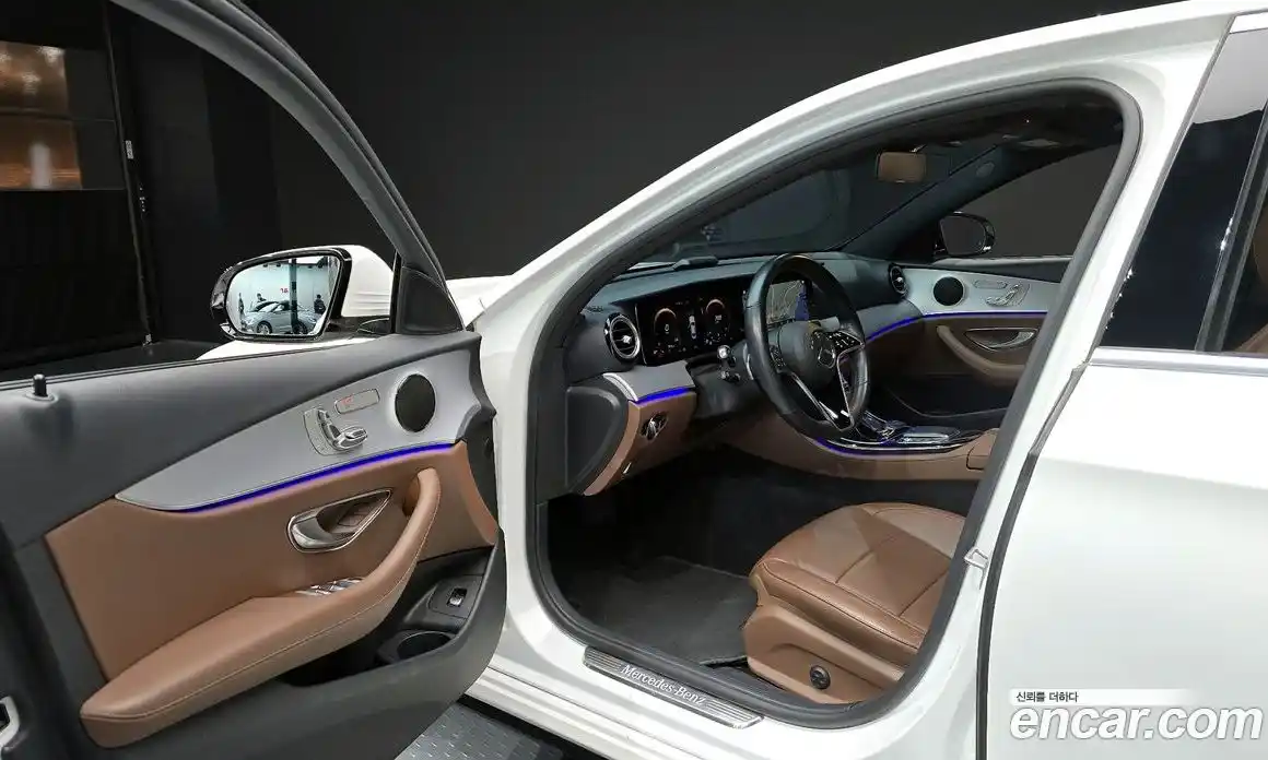 Mercedes-Benz E-Class 2021 2.0 Автомат в Москве № 624130, фото 10