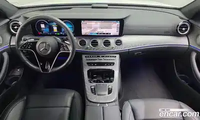 Mercedes-Benz E-Class 2022 2.0 Автомат в Москве № 624149, миниатюра 7