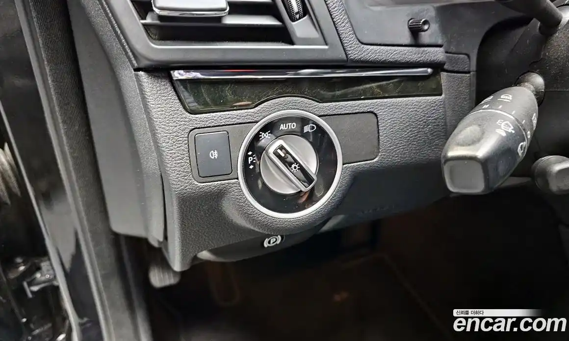 Mercedes-Benz E-Class 2013 3.5 Автомат в Москве № 624198, фото 16