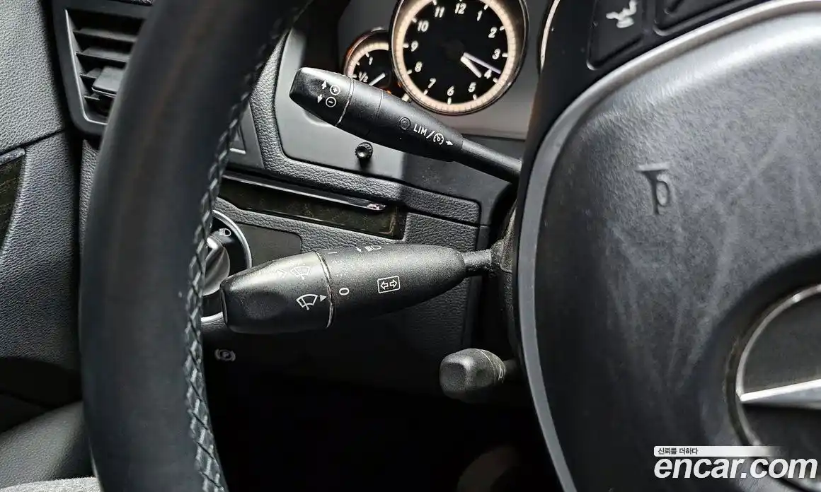 Mercedes-Benz E-Class 2013 3.5 Автомат в Москве № 624198, фото 18