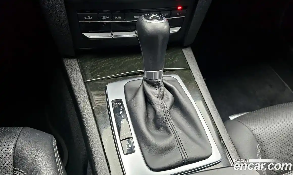 Mercedes-Benz E-Class 2013 3.5 Автомат в Москве № 624198, фото 9