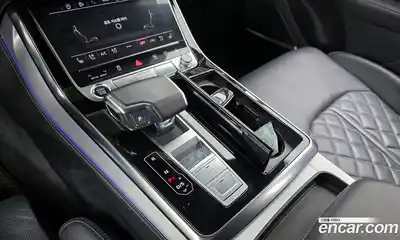 Audi Q8 2022 3.0 Автомат в Москве № 625129, миниатюра 9