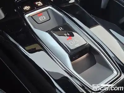 Audi Q5 2025 2.0 Автомат в Москве № 625858, миниатюра 9