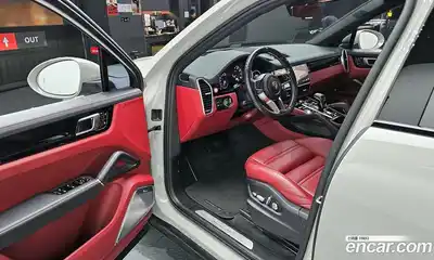 Porsche Cayenne 2021 3.0 Автомат в Москве № 626745, миниатюра 11