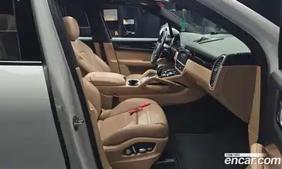 Porsche Cayenne 2020 3.0 Автомат в Москве № 626935, миниатюра 11