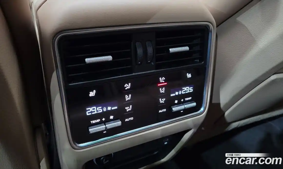 Porsche Cayenne 2020 3.0 Автомат в Москве № 626935, фото 18