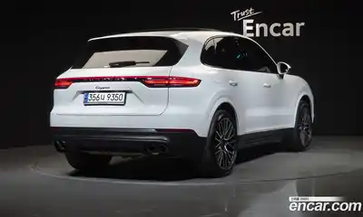 Porsche Cayenne 2020 3.0 Автомат в Москве № 626935, миниатюра 2